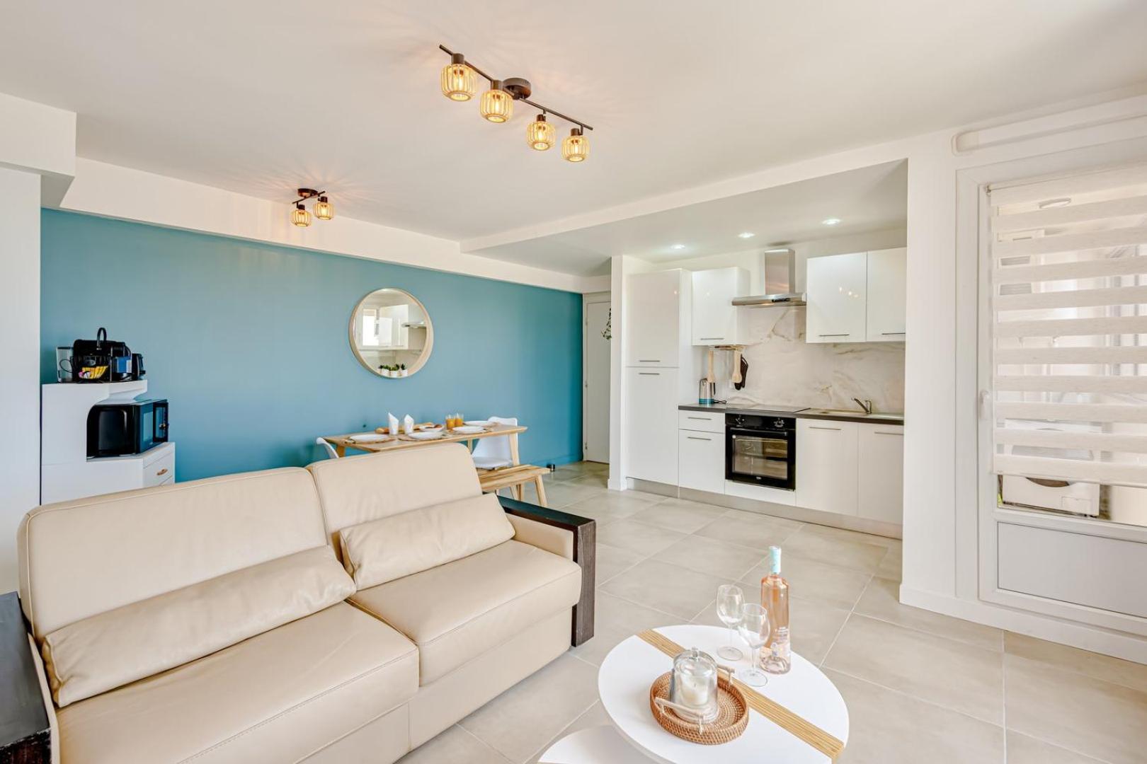 Air-Conditioned Apartment - Sea View Port Tulon Zewnętrze zdjęcie