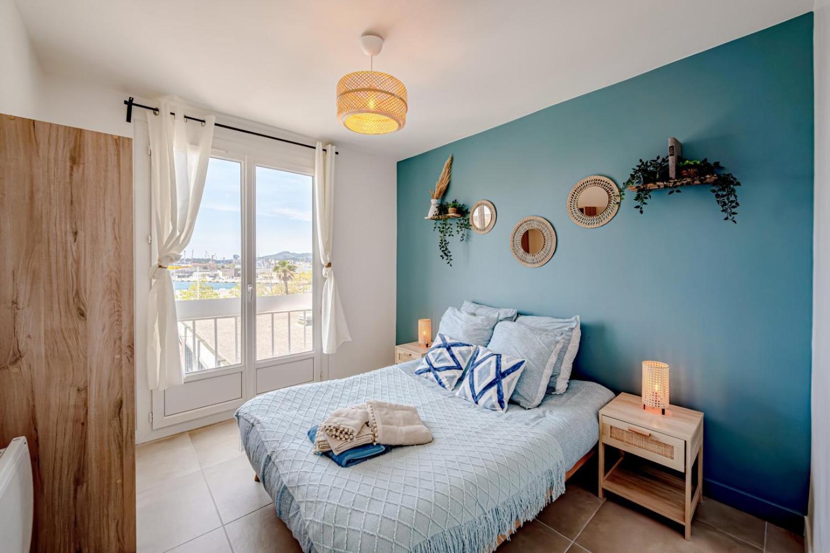 Air-Conditioned Apartment - Sea View Port Tulon Zewnętrze zdjęcie